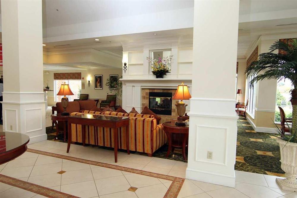 Hilton Garden Inn-Newburgh/Stewart Airport Interior photo